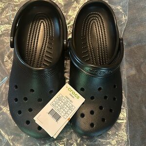Unisex Crocs Classic Black Clogs New with Tags and in Original Bag M 8 / W 10